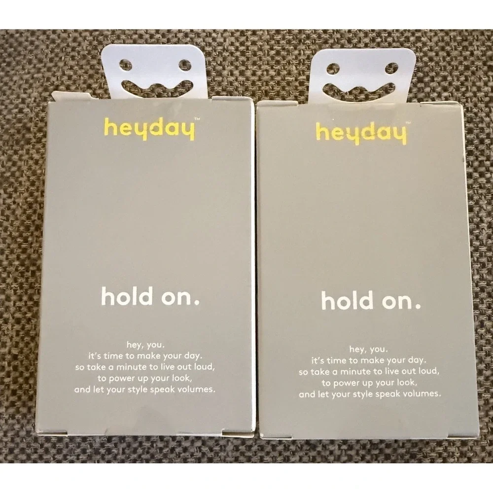 Heyday Silicone Apple Airtag Holder & Keychain x 2 - Yellow & Black w/ Carbiner